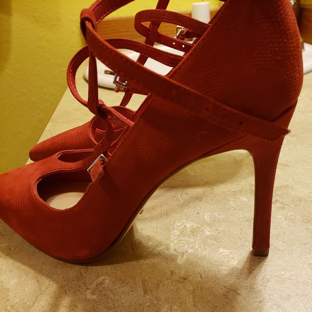 Gianni bini red high heels